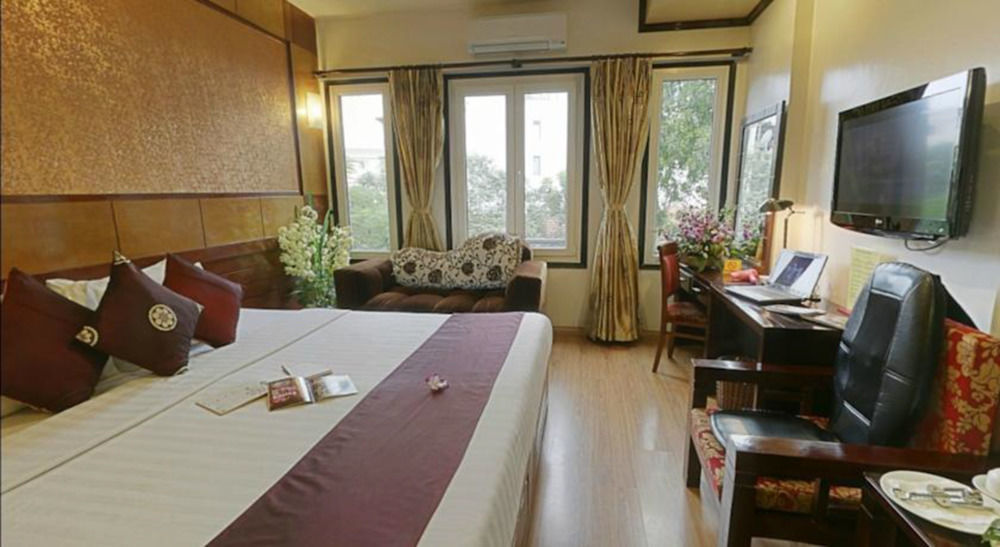 Aquarius Grand Hotel Hanoi Exterior photo