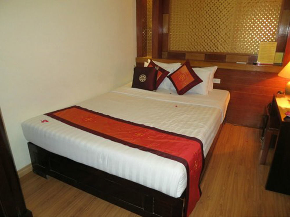 Aquarius Grand Hotel Hanoi Exterior photo